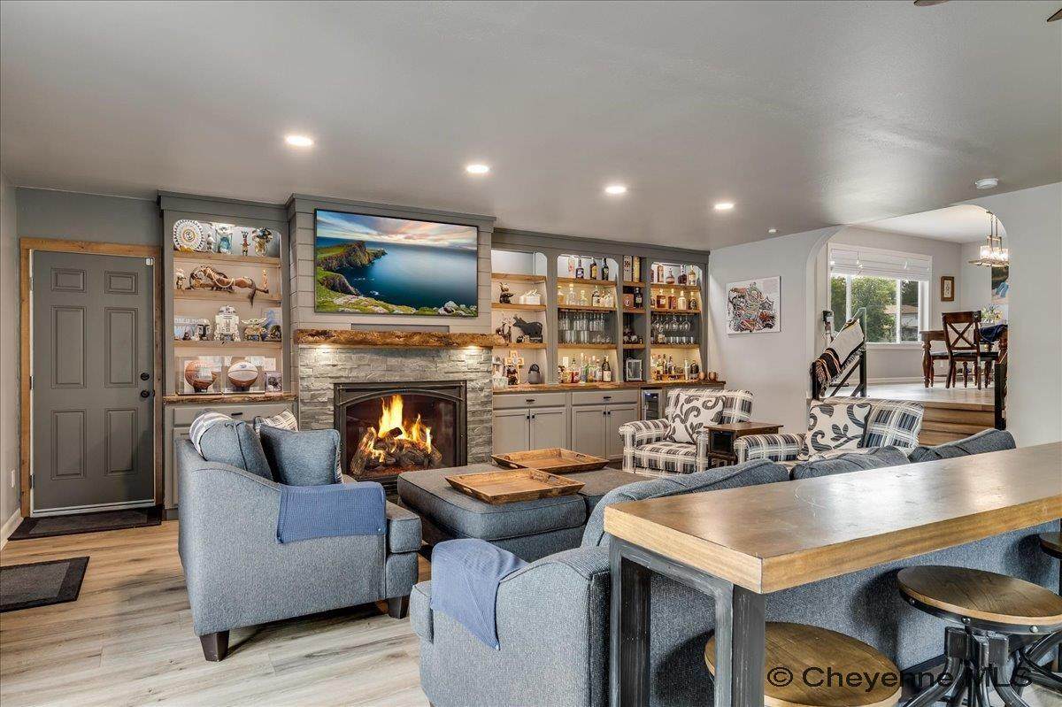 1702 Newton Dr - Photo 1