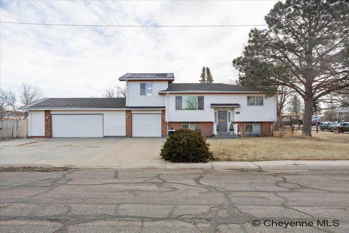 7207 Willshire Blvd - Photo 1
