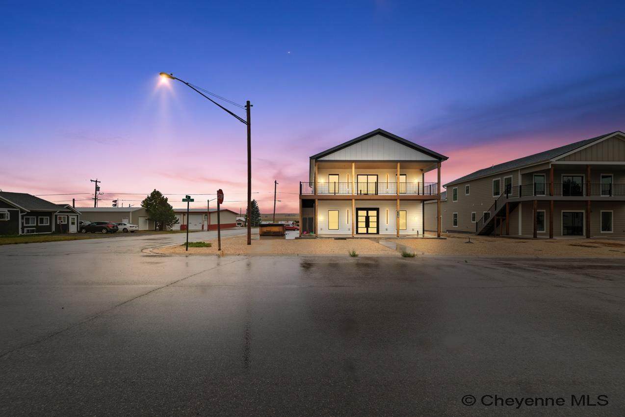 118 Lincoln Ave - Photo 1