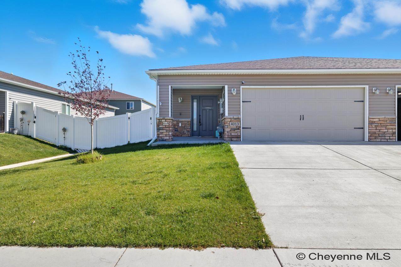 4013 Bradney Ave - Photo 1