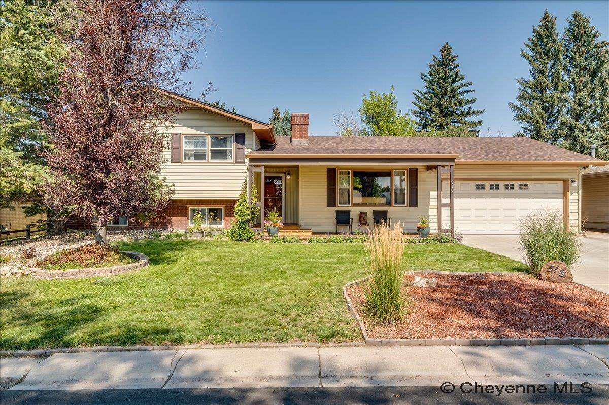 518 Dartmouth Ln - Photo 1