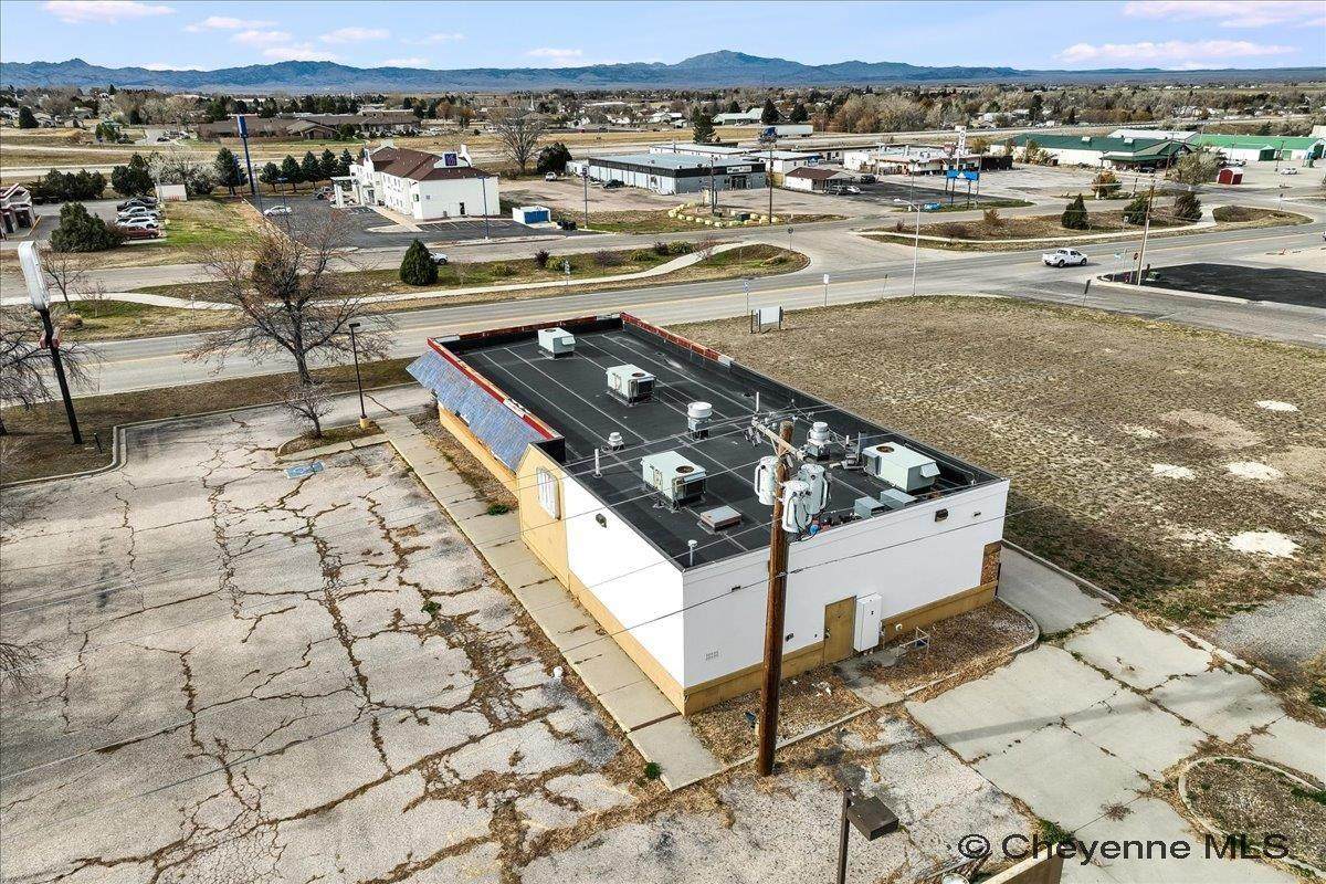 92 16TH ST - Photo 1