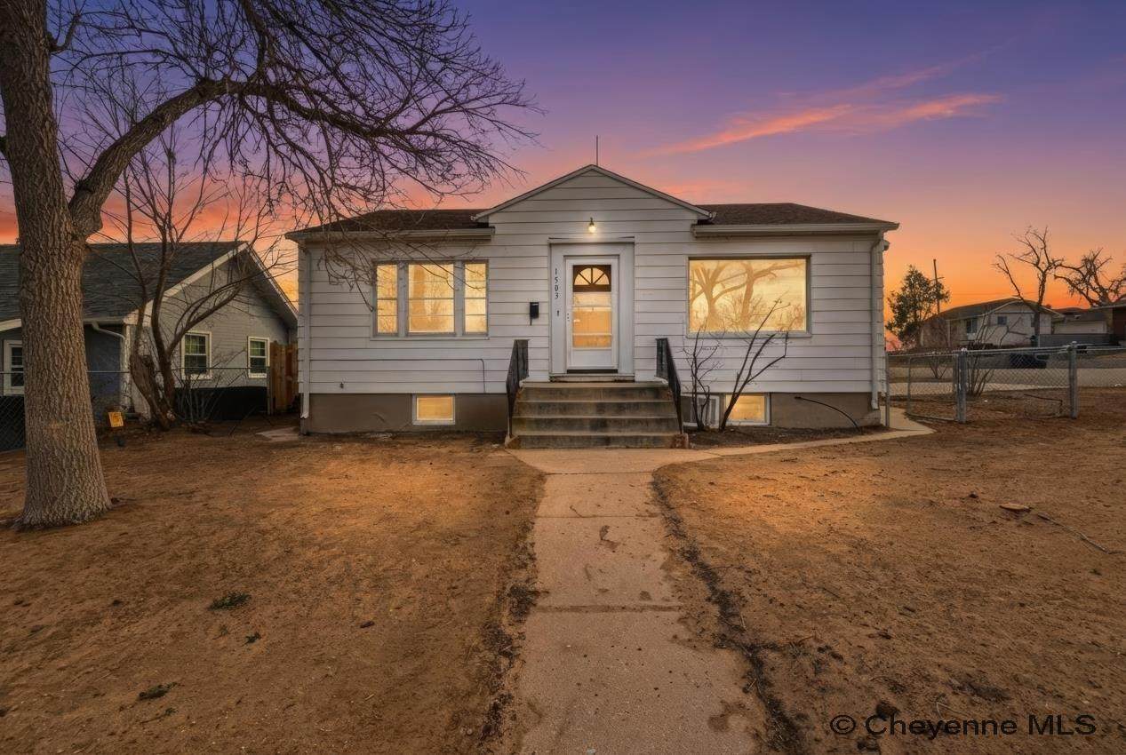 1503 19TH ST - Photo 1