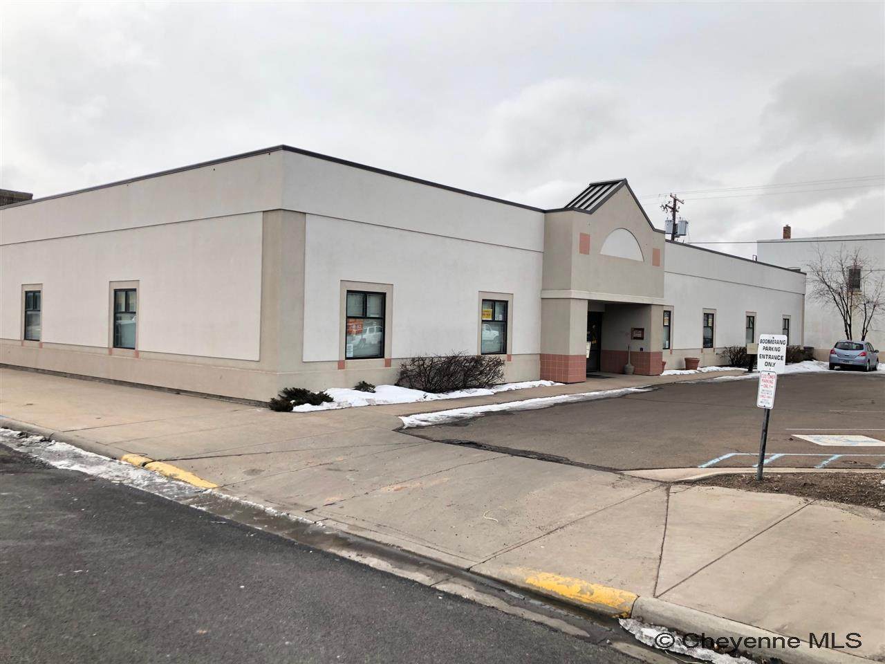 320 Grand Ave - Photo 1