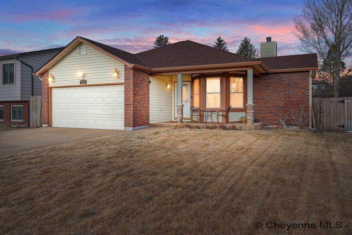 7120 Pasadena Rd - Photo 1