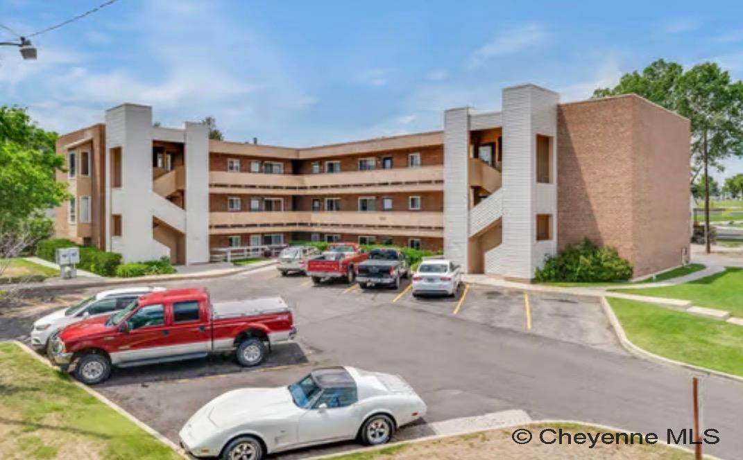 1014 25TH ST - Photo 1