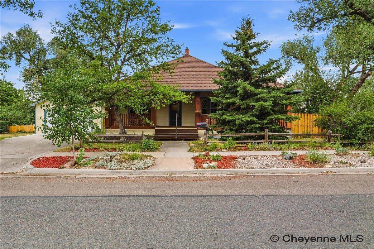 3102 Dey Ave - Photo 1