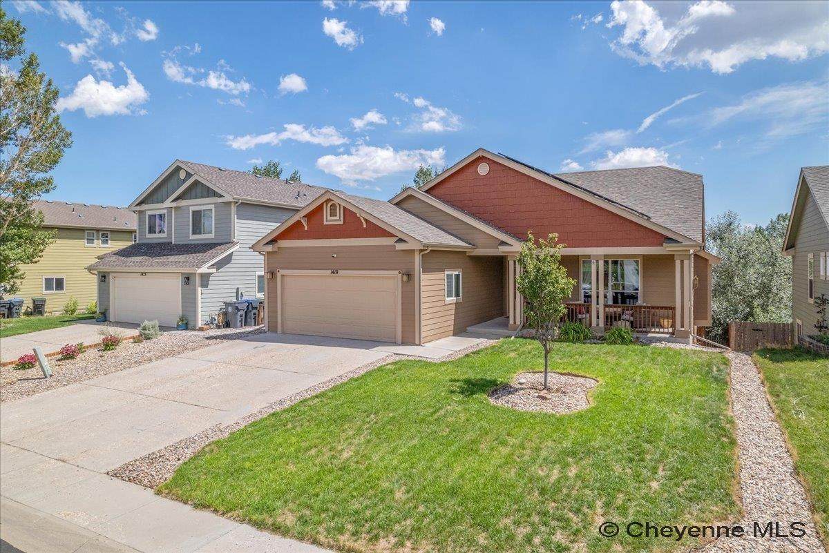 1419 Sunny Hill - Photo 1
