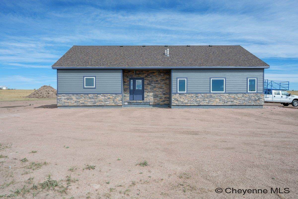 1030 Prairie View Rd - Photo 1