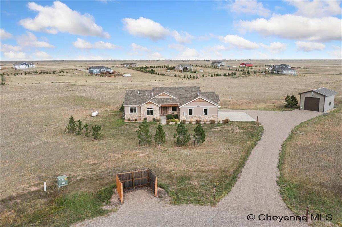 2230 Iriquois Dr - Photo 1