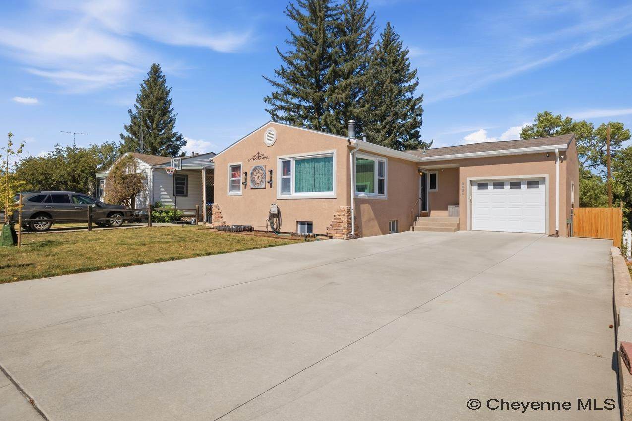 2532 15TH ST - Photo 1