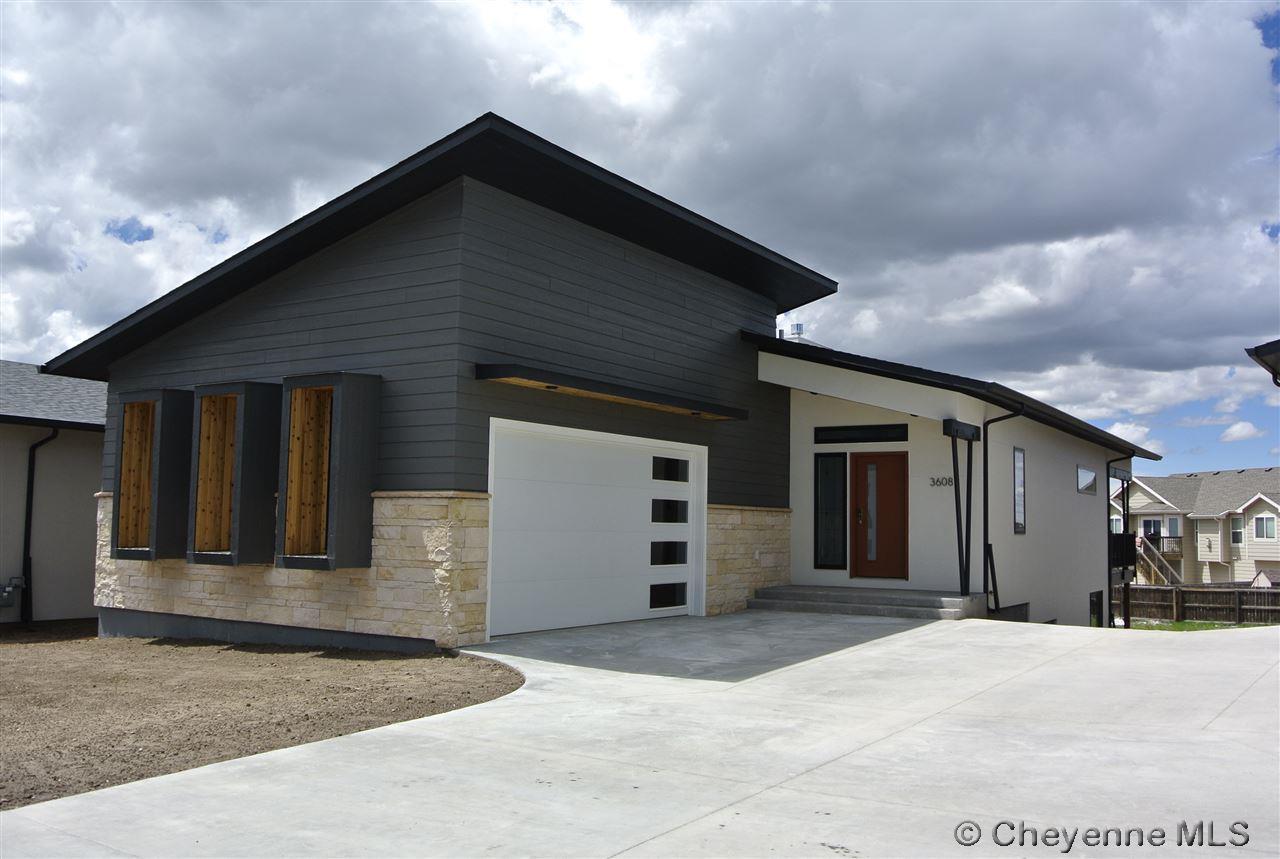 3624 Red Feather Tr - Photo 1