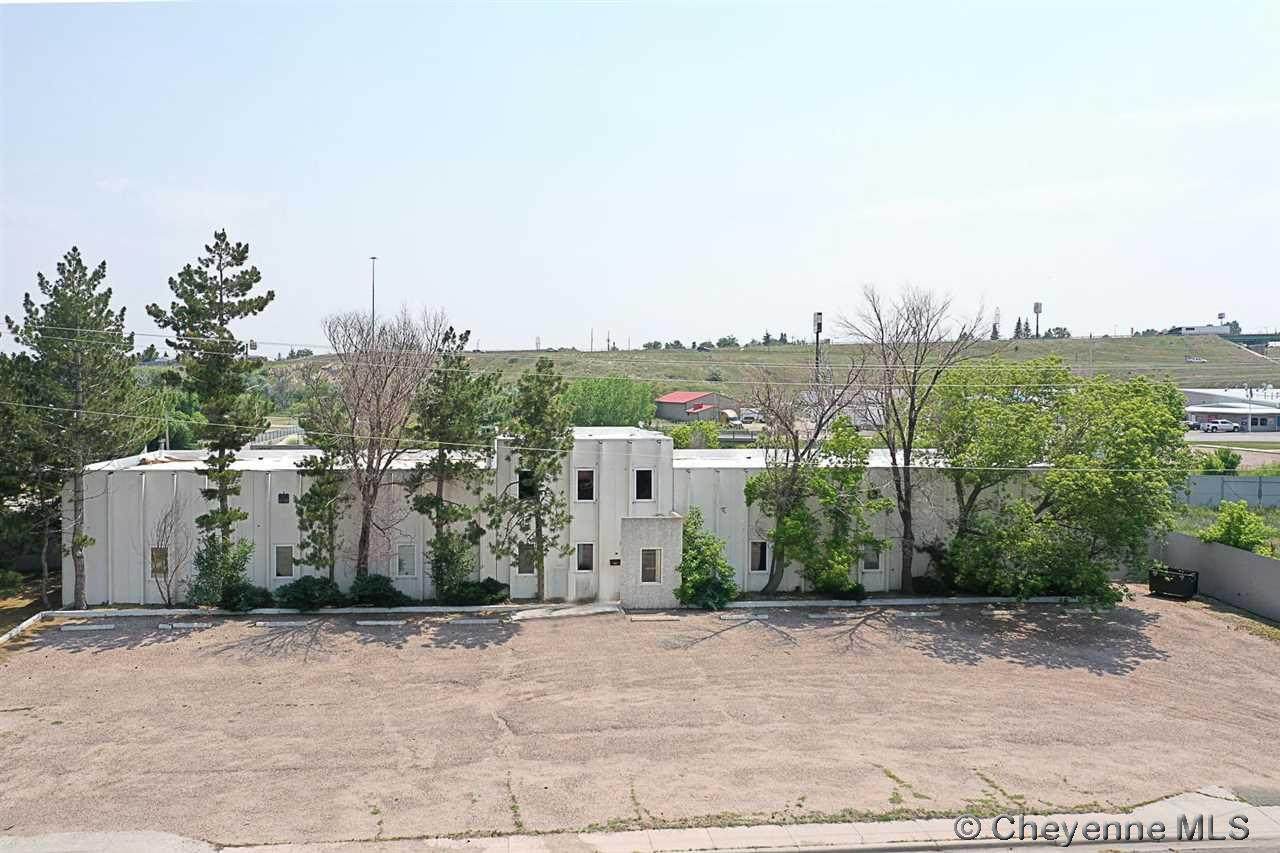 323 3RD ST - Photo 1