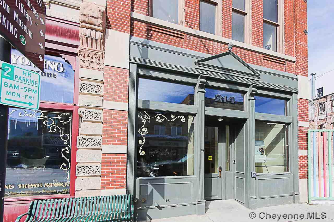 216 Lincolnway - Photo 1