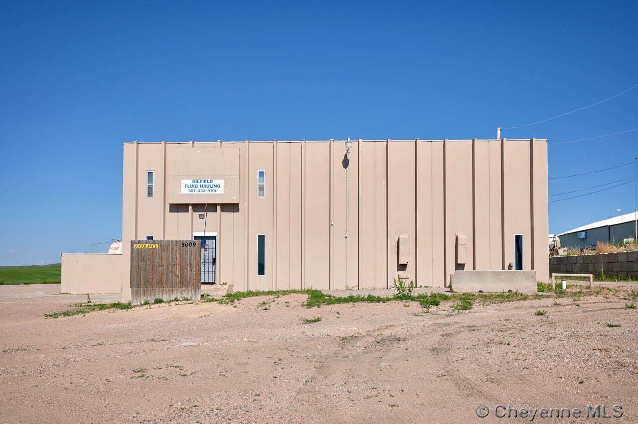 5009 Greeley Hwy - Photo 1