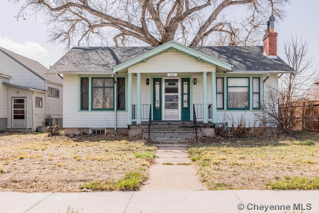 3042 Snyder Ave - Photo 1