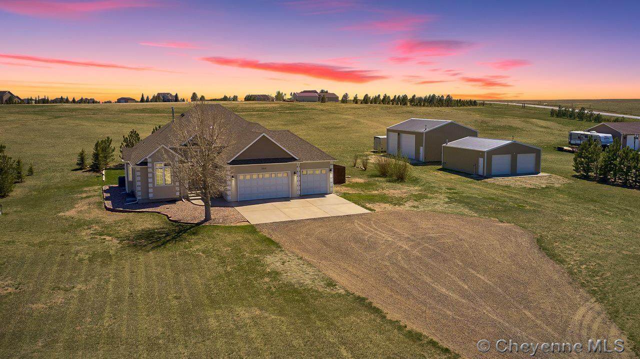 6515 Buttercup Dr - Photo 1