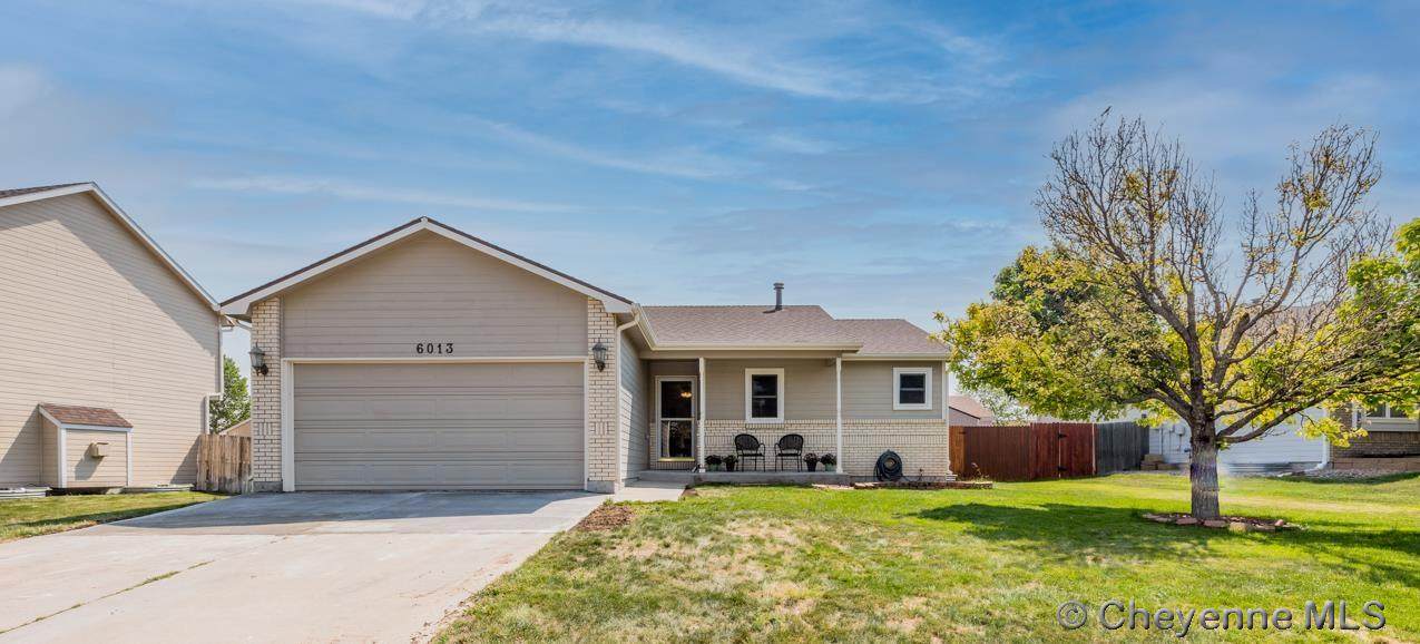 6013 Blue Bluff - Photo 1