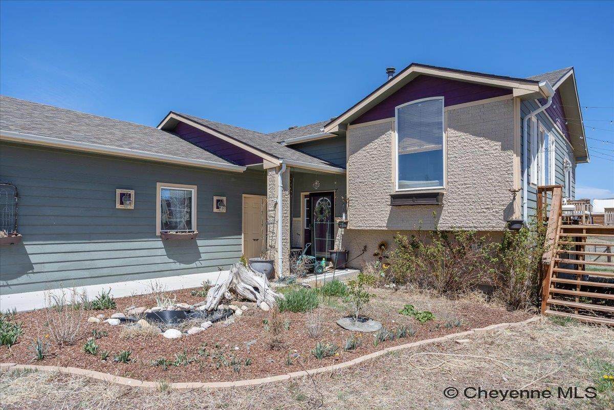 6001 Springfield Dr - Photo 1