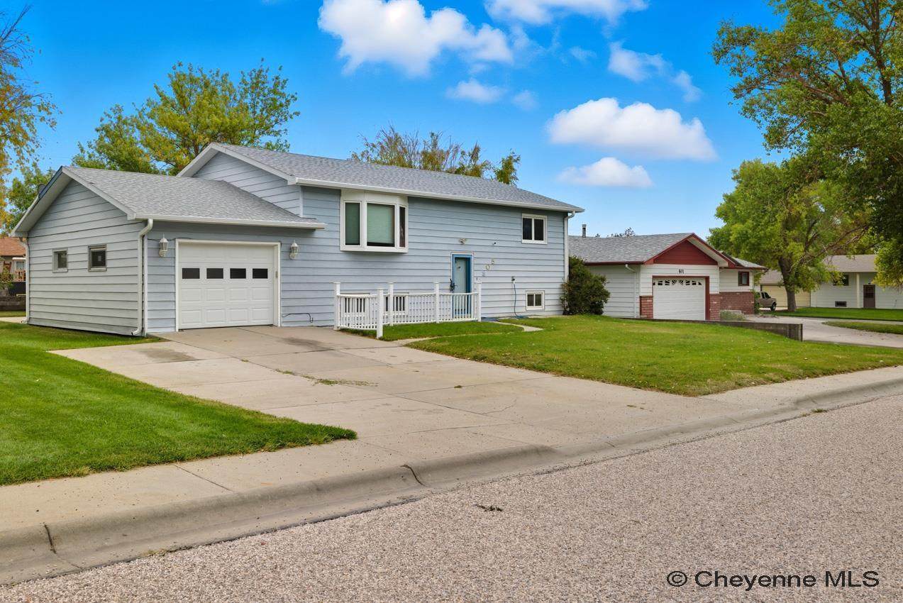 805 Freimuth Ave - Photo 1