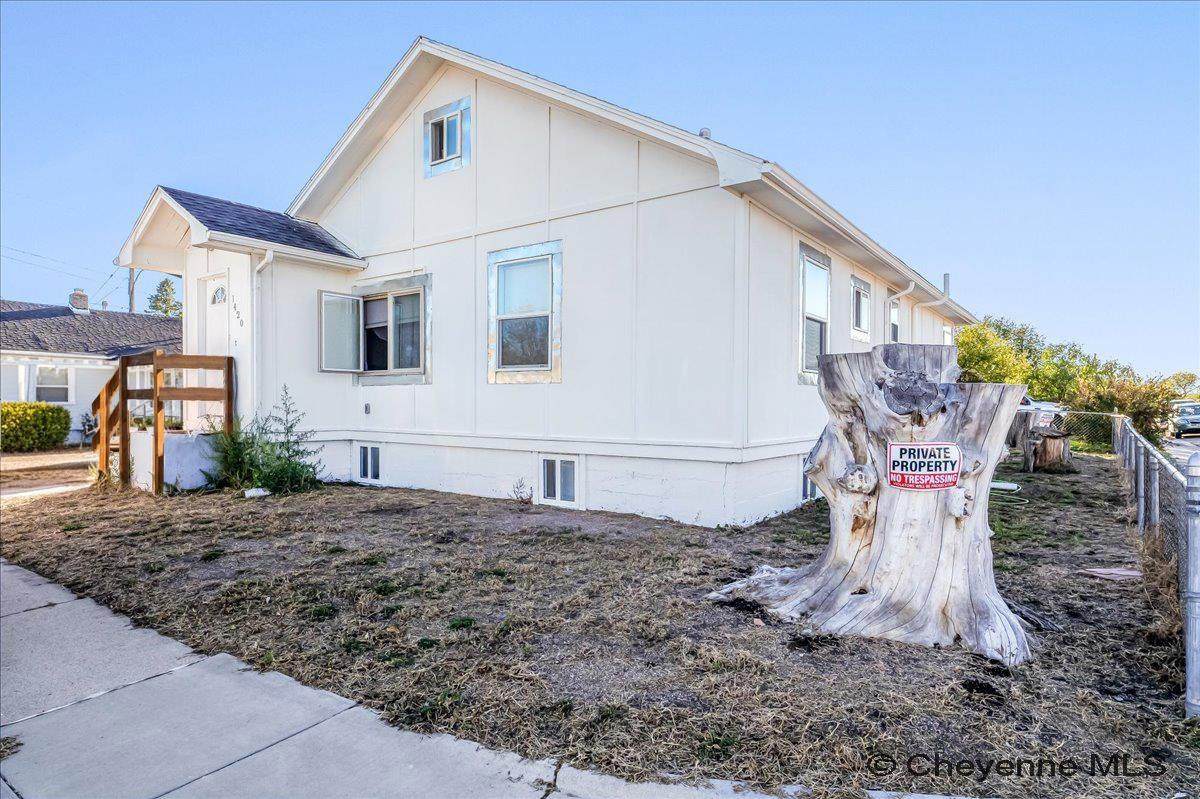 1410 Carbon Ave - Photo 1