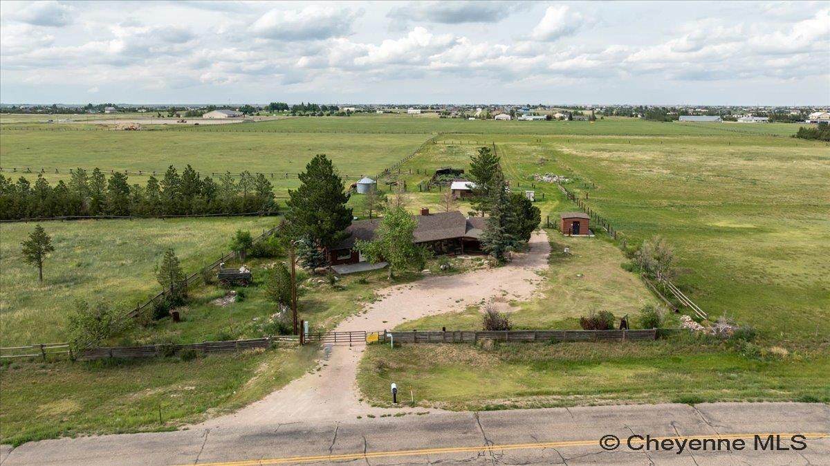8420 Pershing Blvd - Photo 1