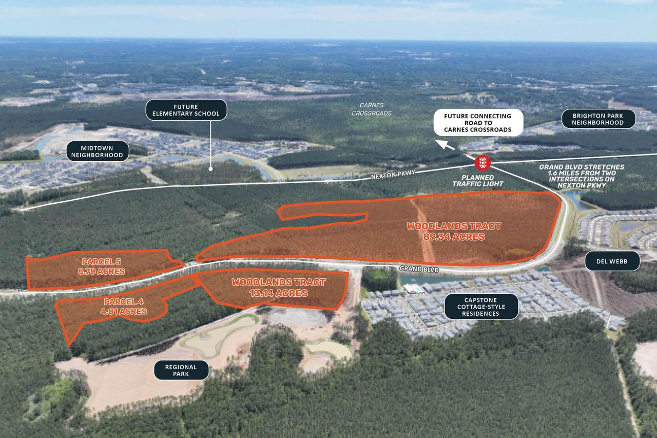  Grand Boulevard - Photo 1