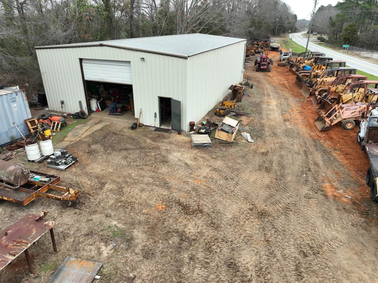 2606 Colonel Thompson Highway - Photo 1