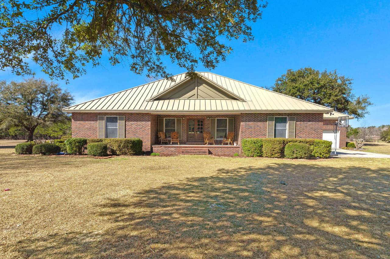 732 Lindhaven Drive - Photo 1