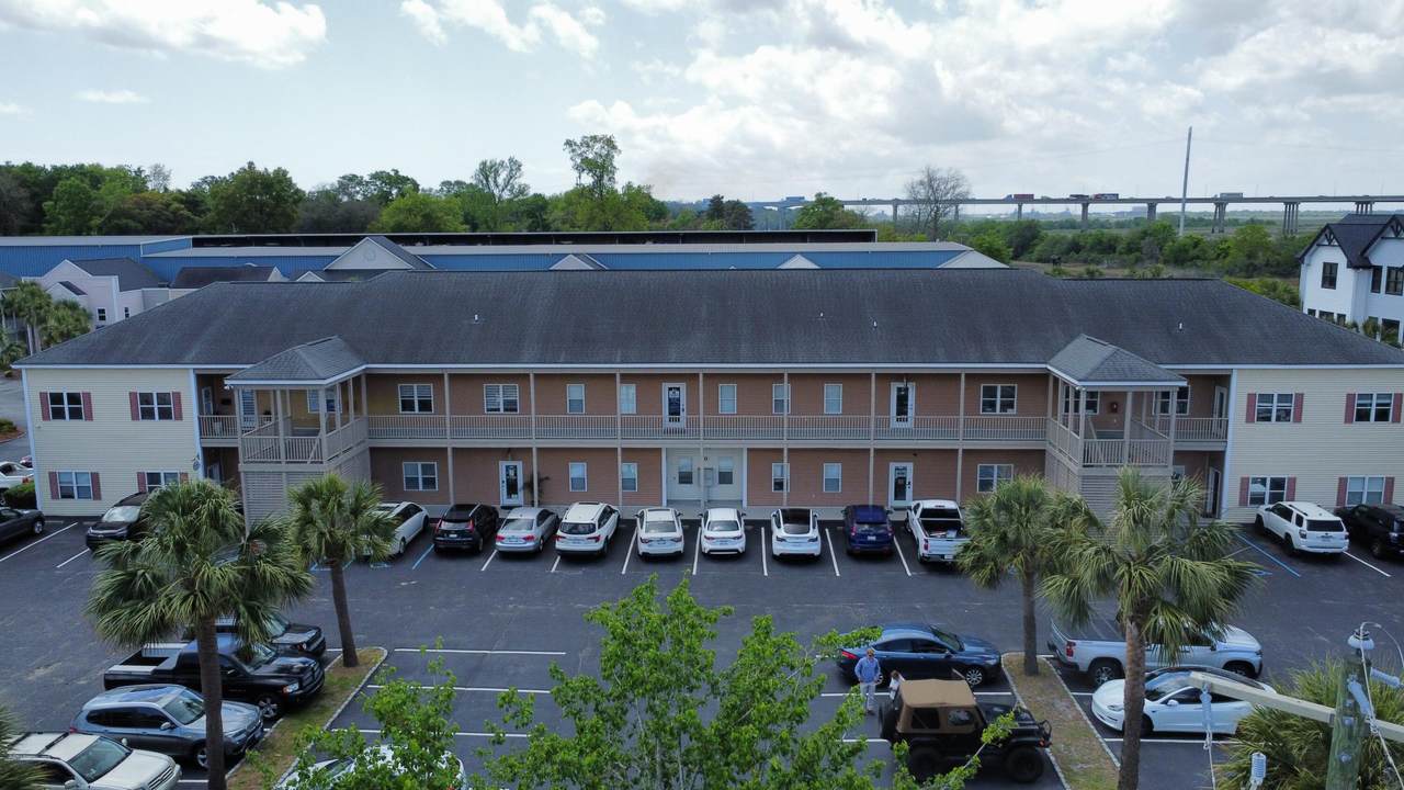 668 Marina Drive - Photo 1