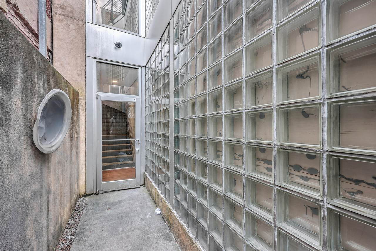 487 King Street - Photo 1
