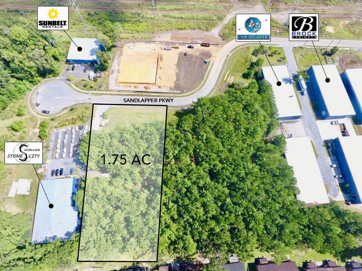 7623 Sandlapper Pkwy - Photo 1