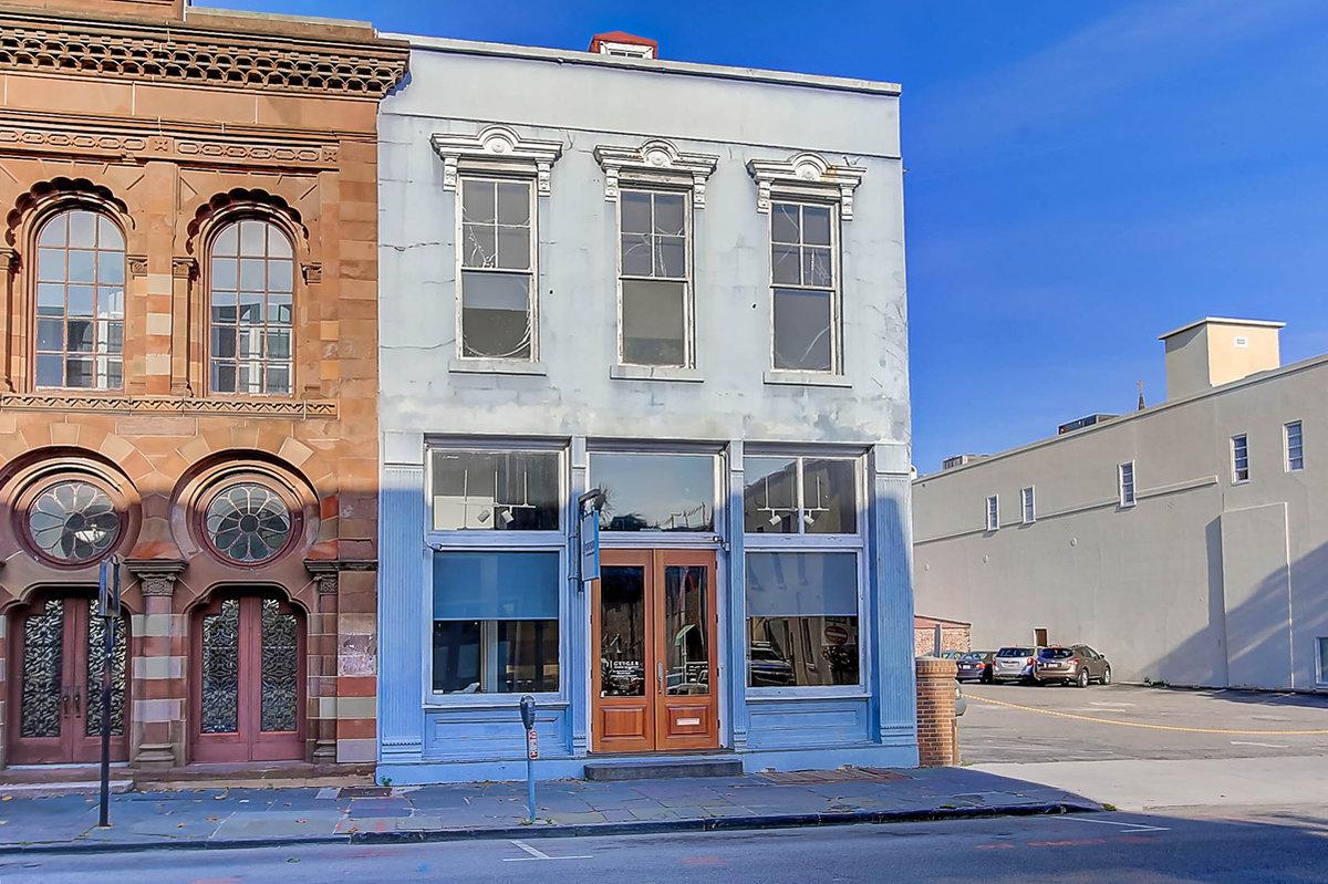 143 Bay St - Photo 1
