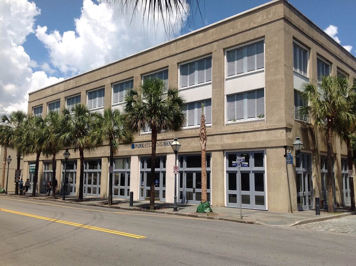 140 East Bay St - Photo 1