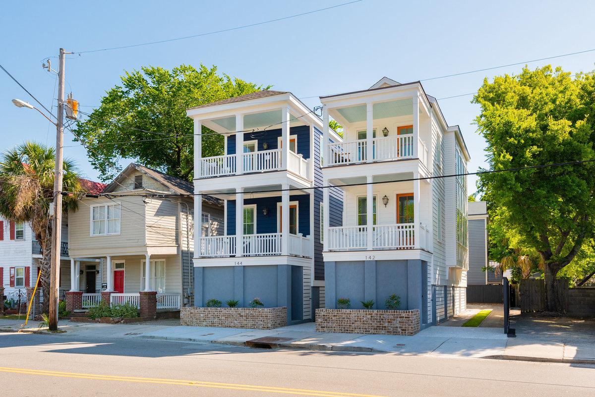 142 President St - Photo 1