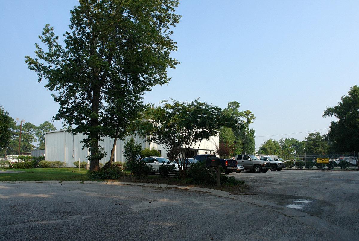 2685 Azalea Dr - Photo 1