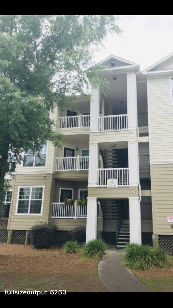 700 Daniel Ellis Dr - Photo 1