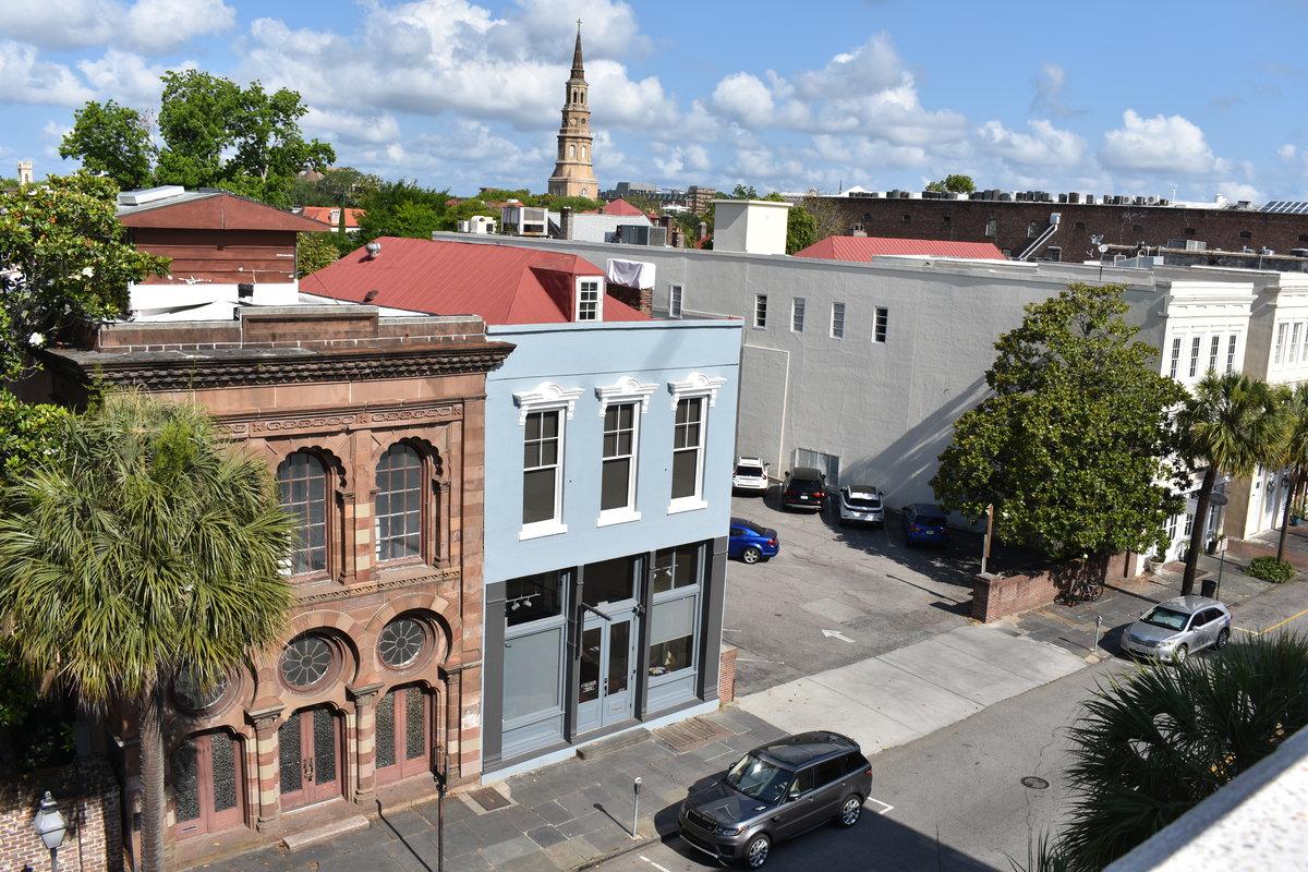 143 Bay St - Photo 1