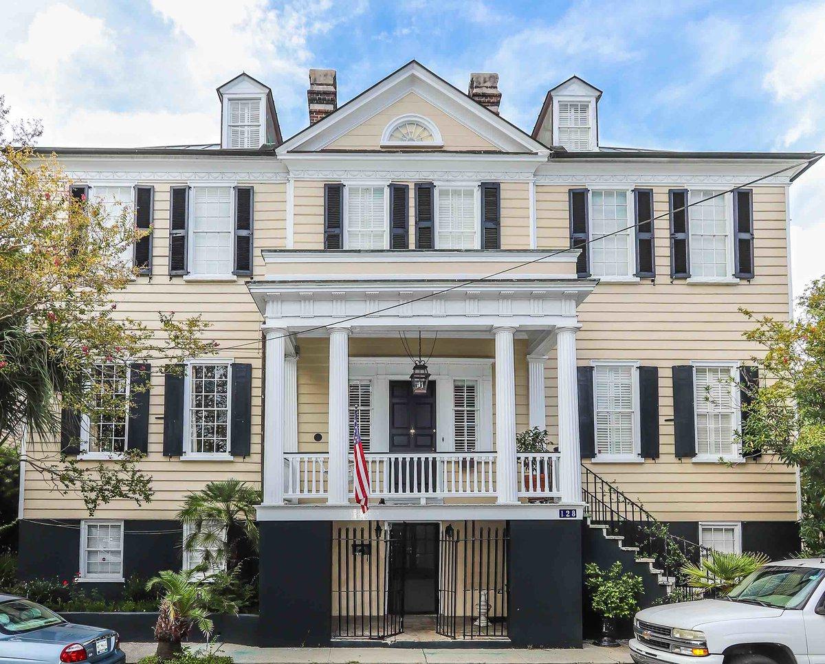 128 Bull St - Photo 1