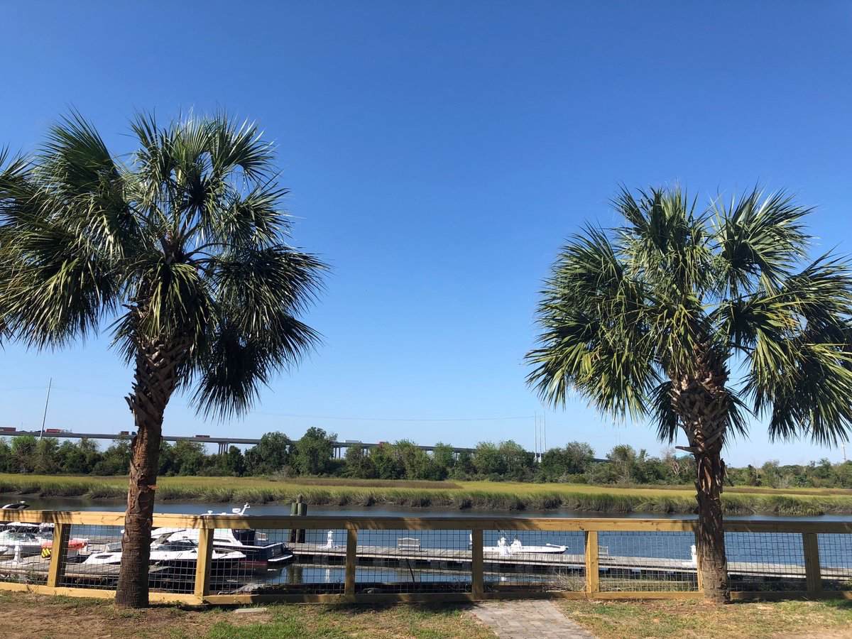 672 Marina Dr - Photo 1