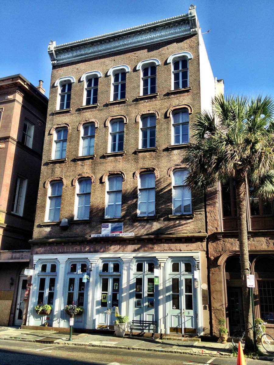 3 Broad St - Photo 1