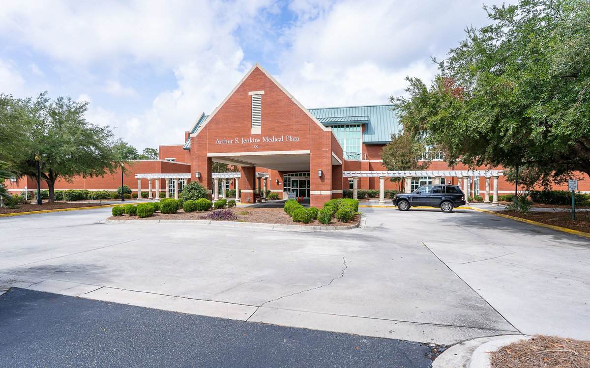 300 Midtown Dr - Photo 1