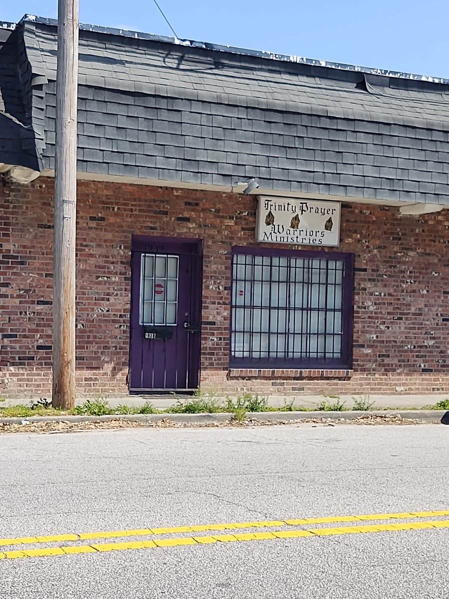 1939 Reynolds Ave - Photo 1