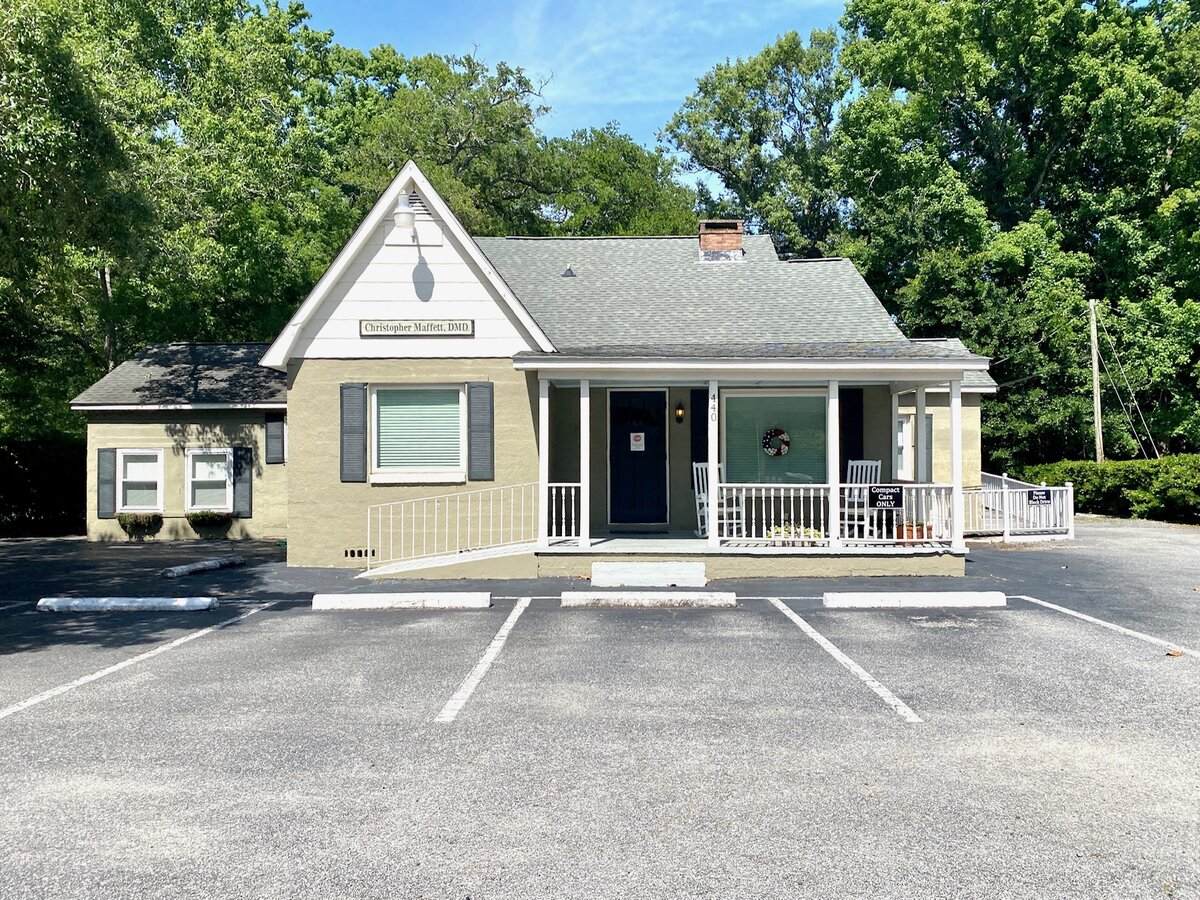 440 Folly Rd - Photo 1