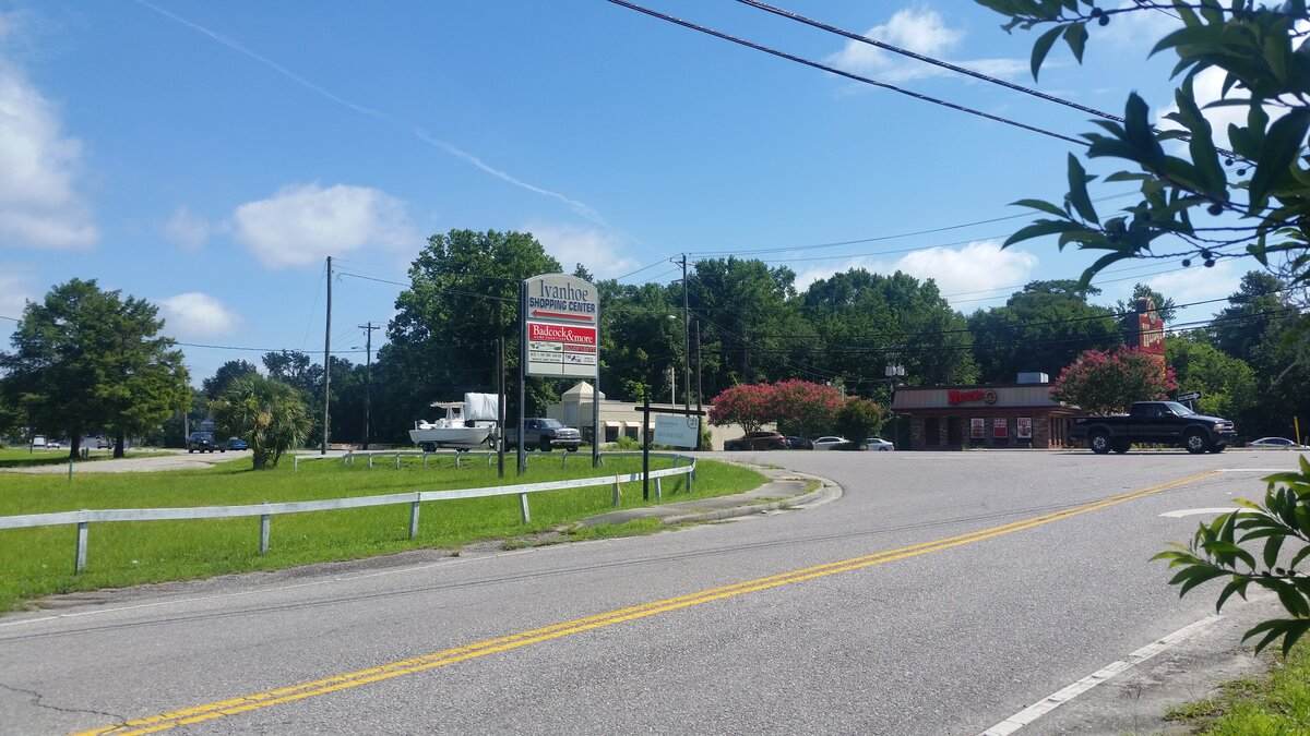 621 Jefferies Blvd - Photo 1