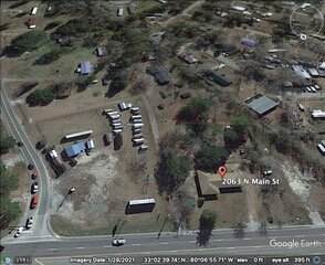2063 Main St - Photo 1