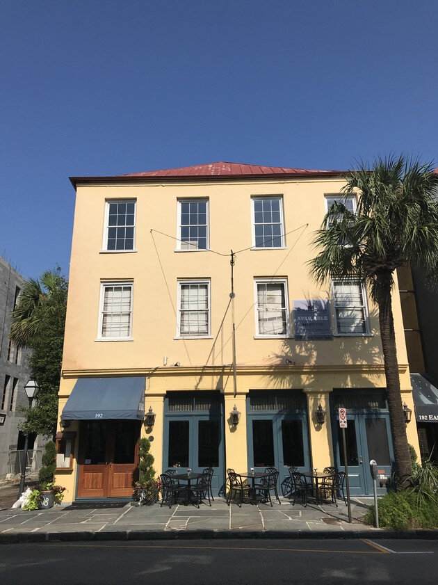 192 Bay St - Photo 1