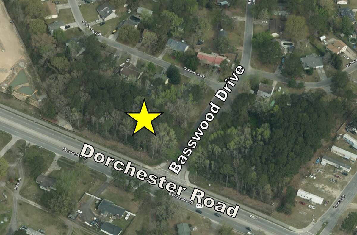 Dorchester Road At Basswood Avenue - Photo 1