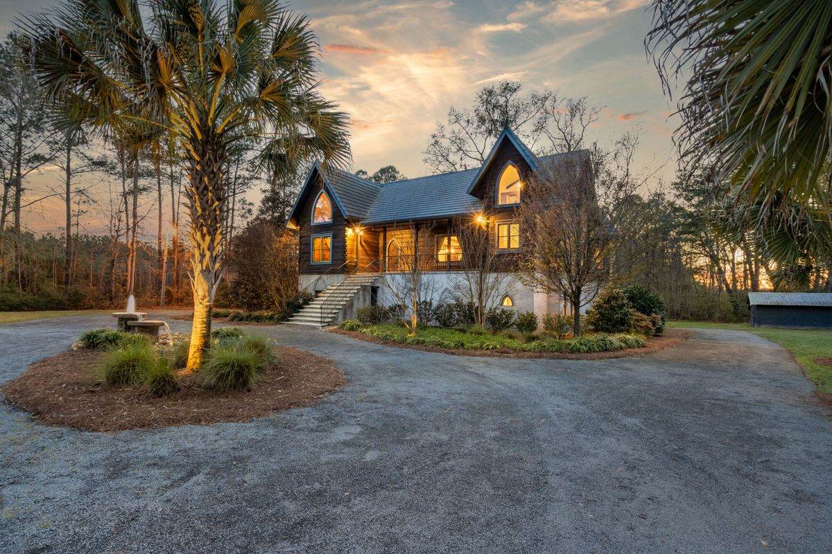 2773 Mt Carmel Rd - Photo 1