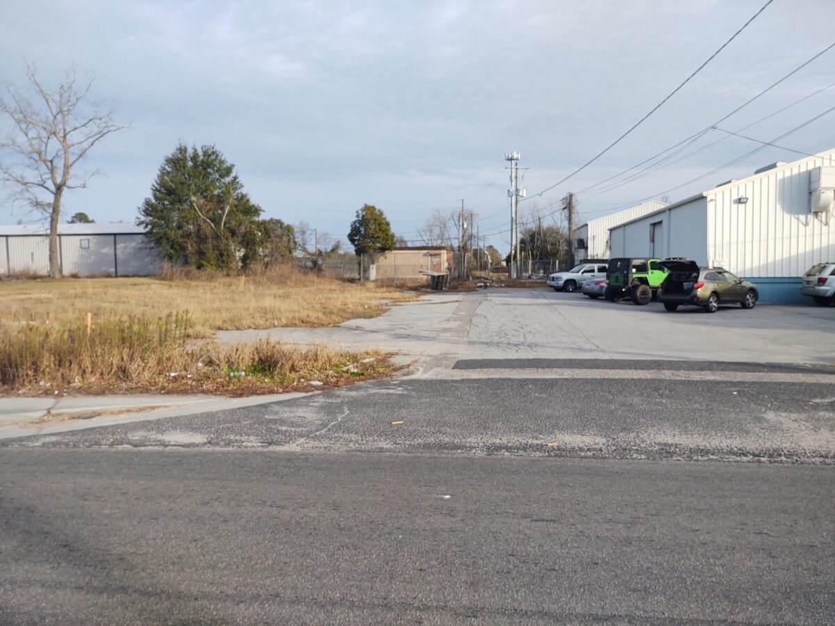 4202 Dorchester Rd - Photo 1